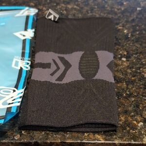 Knee Brace With Built In knee Pad - L